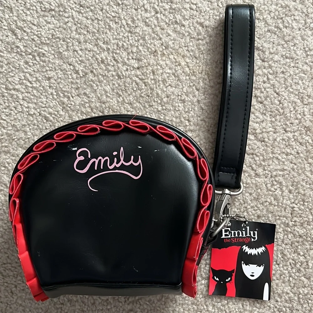 NWT- Emily The Strange Vintage Make up Bag. - Picture 2 of 14